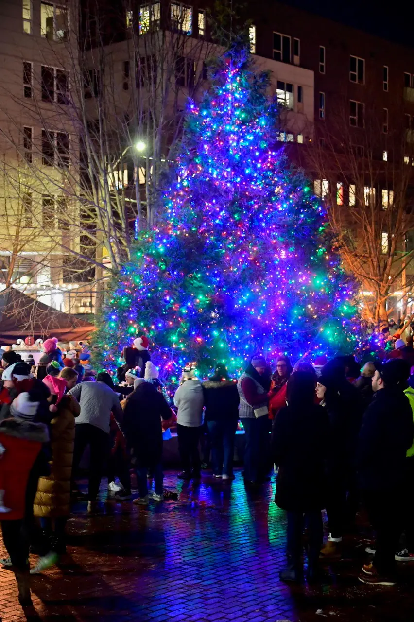 Get Ready for Hometown Holidays this December